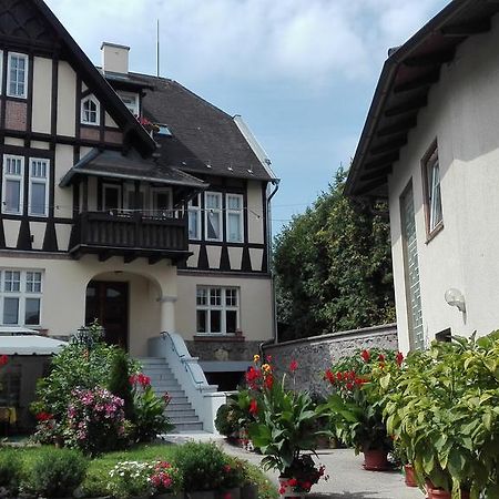 Haus Zu Den Zwei Eichen Apartment Perchtoldsdorf Ngoại thất bức ảnh