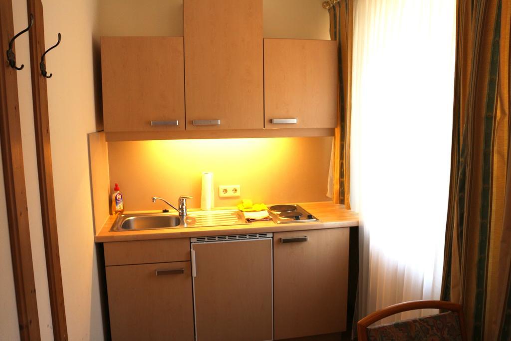 Haus Zu Den Zwei Eichen Apartment Perchtoldsdorf Ngoại thất bức ảnh
